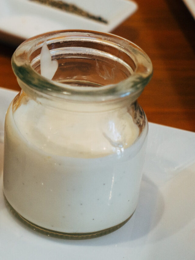 6 Benefits of eating Greek Yoghurt